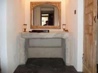 <br>Cloak room stone basin